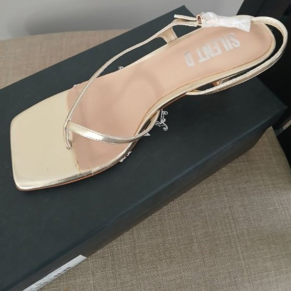 Silent d   gold metallic sandals Size 37  or 7      2 inch heal